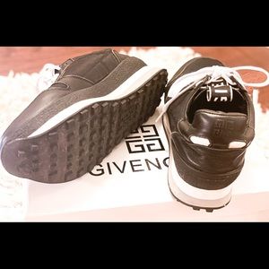 Givency sneakers